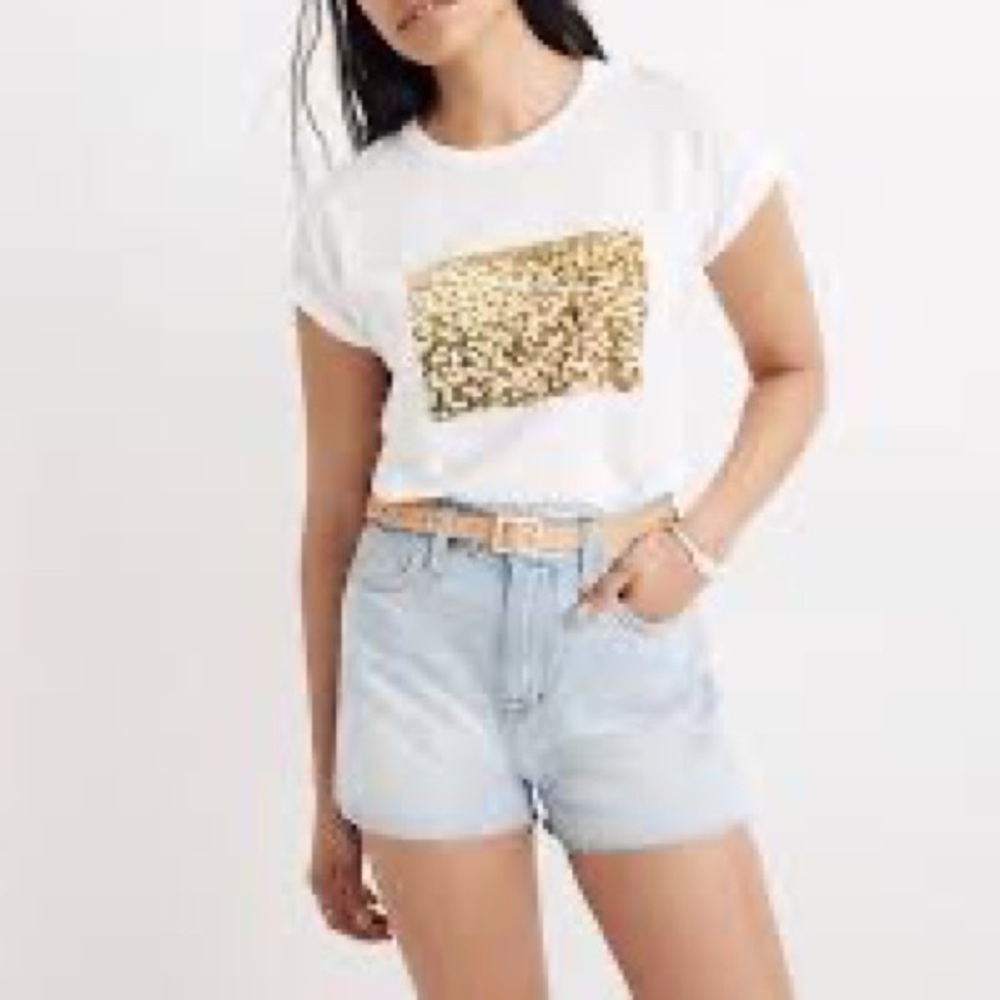 Madewell mom jean shorts in Givens wash